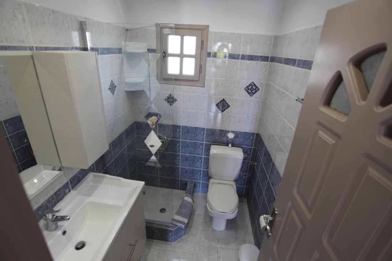 Athena'S Houses Скирос Екстериор снимка
