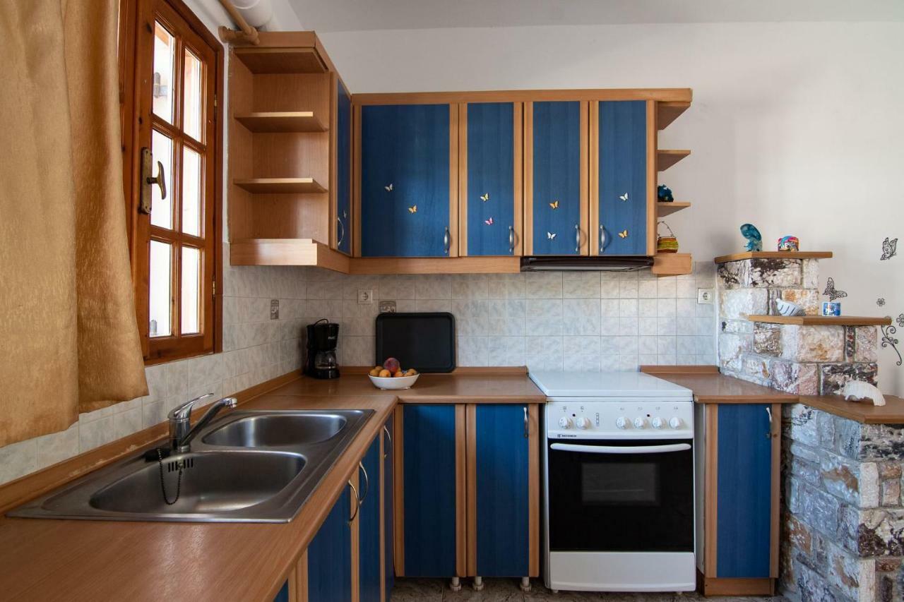 Athena'S Houses Скирос Екстериор снимка